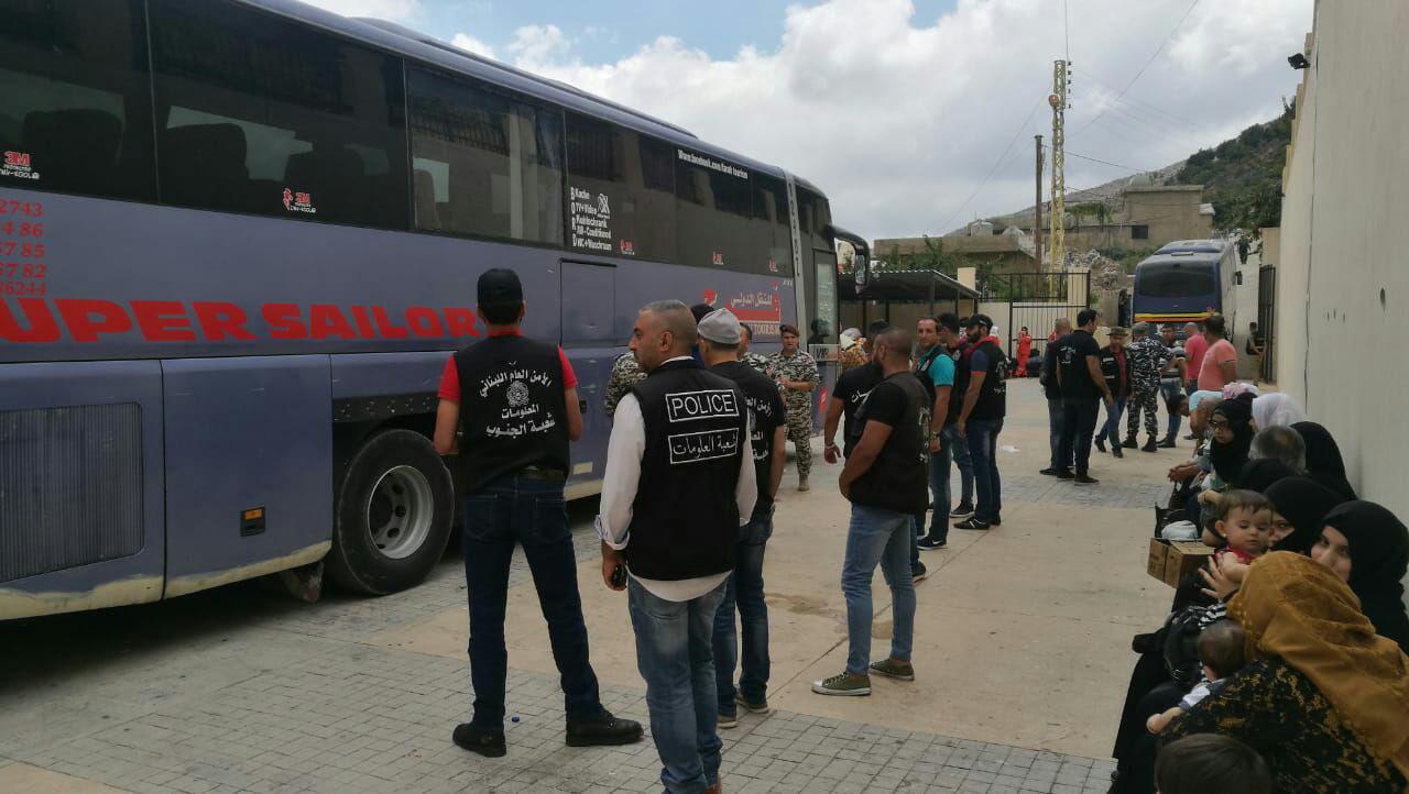 Hundreds Of Syrian Refugees Return From Lebanon To Syria