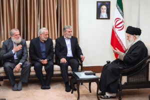 3-Khamenei-Ziad-al-Nakhala-meeting-No-shoes-Dec2018-p1
