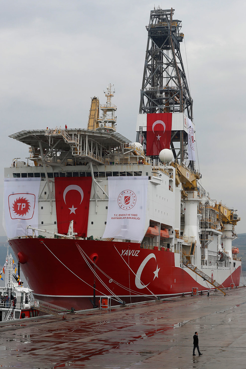 הקרב על הגז: טורקיה שולחת ספינת קידוח נוספת לצפון קפריסין