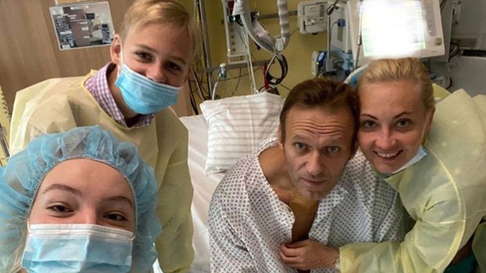 Navalny in hospital bed