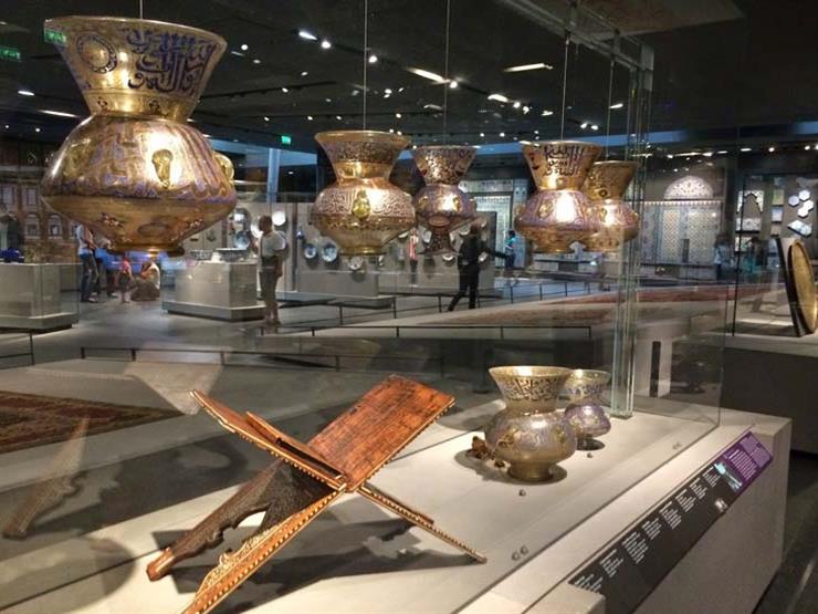 متحف اللوفر يضم 35 ألف قطعة نصفها آثار إسلامية.. تعرف على جا | مصراوى