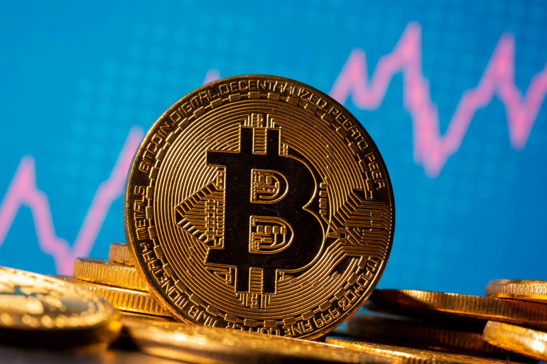 Crypto crash: After nearing record, Bitcoin plunges | Crypto News | Al  Jazeera