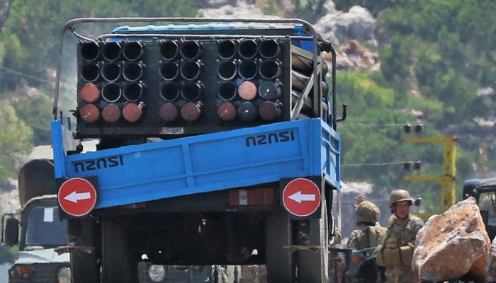 منصة صواريخ داخل شاحنة صادرها الجيش اللبناني