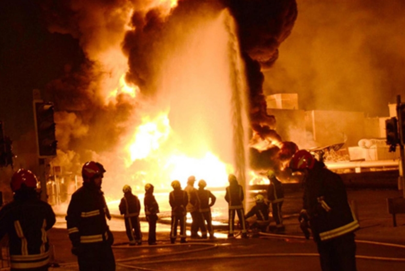 حريق داخل مركز للحرس الثوري غرب طهران