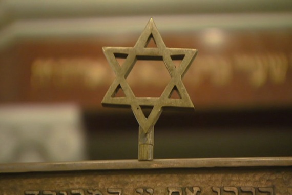 Israel and Poland in diplomatic row over Holocaust property bill | News | Al Jazeera