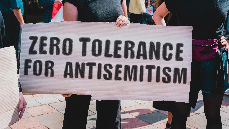 Governments must step up the fight against antisemitism in all its forms,  says anti-racism commission - News &amp; Events