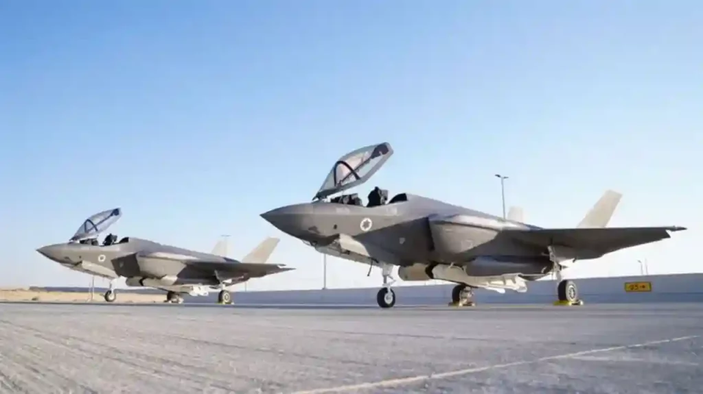 ישראל מקבלת 3 מטוסי חמקן F-35 "אדיר".