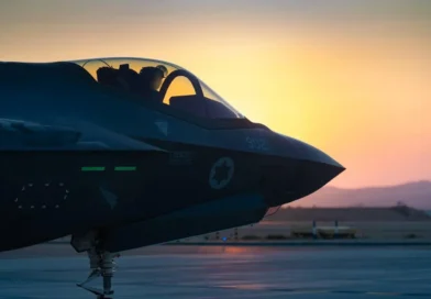 מטוס קרב אמריקאי F-35 נפגע מאש נ"מ במהלך פעילות מעל איראן והצליח לבצע נחיתת חירום