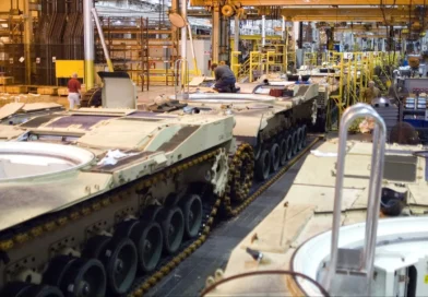 התעשיה הצבאית האמריקאית עוברת למצב מלחמה