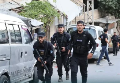 בין סיכול טרור לטיהור פוליטי: האמת מאחורי גל המעצרים בדמשק אחרי סדרת הפיגועים בזמן ביקור הנשיא מקרון